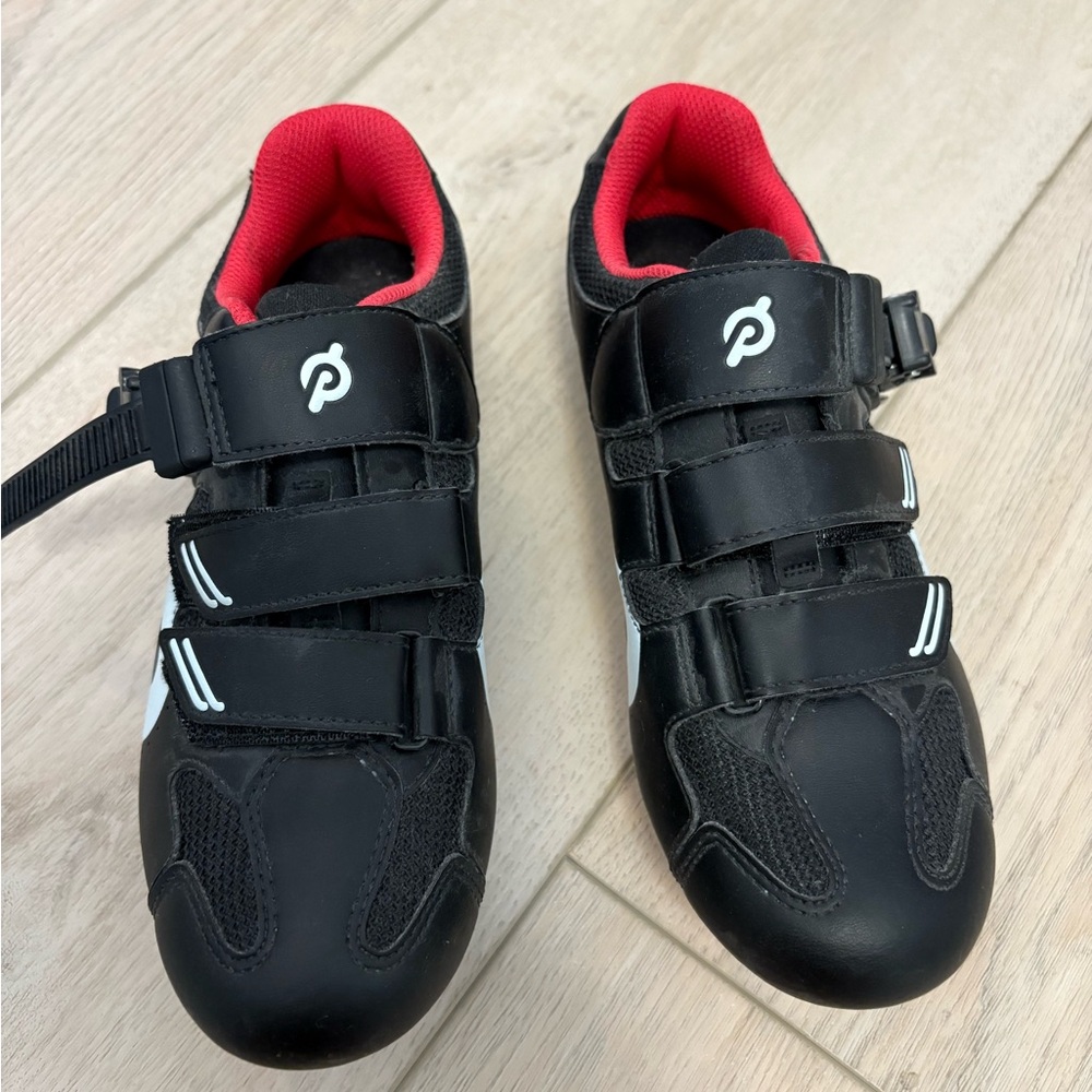 Peloton Cycling Shoes size 38 (US 7)